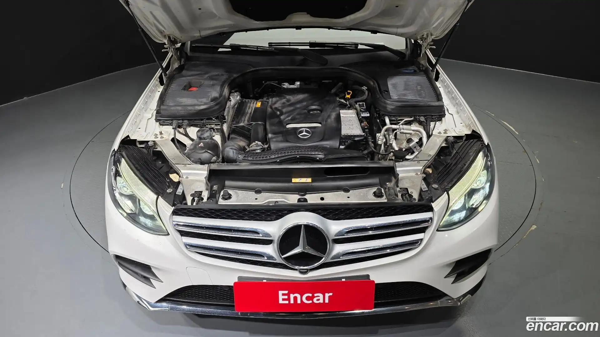GLC-Class Mercedes-Benz 2019.10-OUTER-006