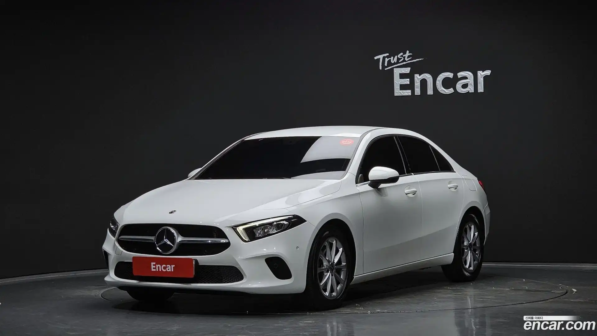 A-Class Mercedes-Benz 2020.3-OUTER-001