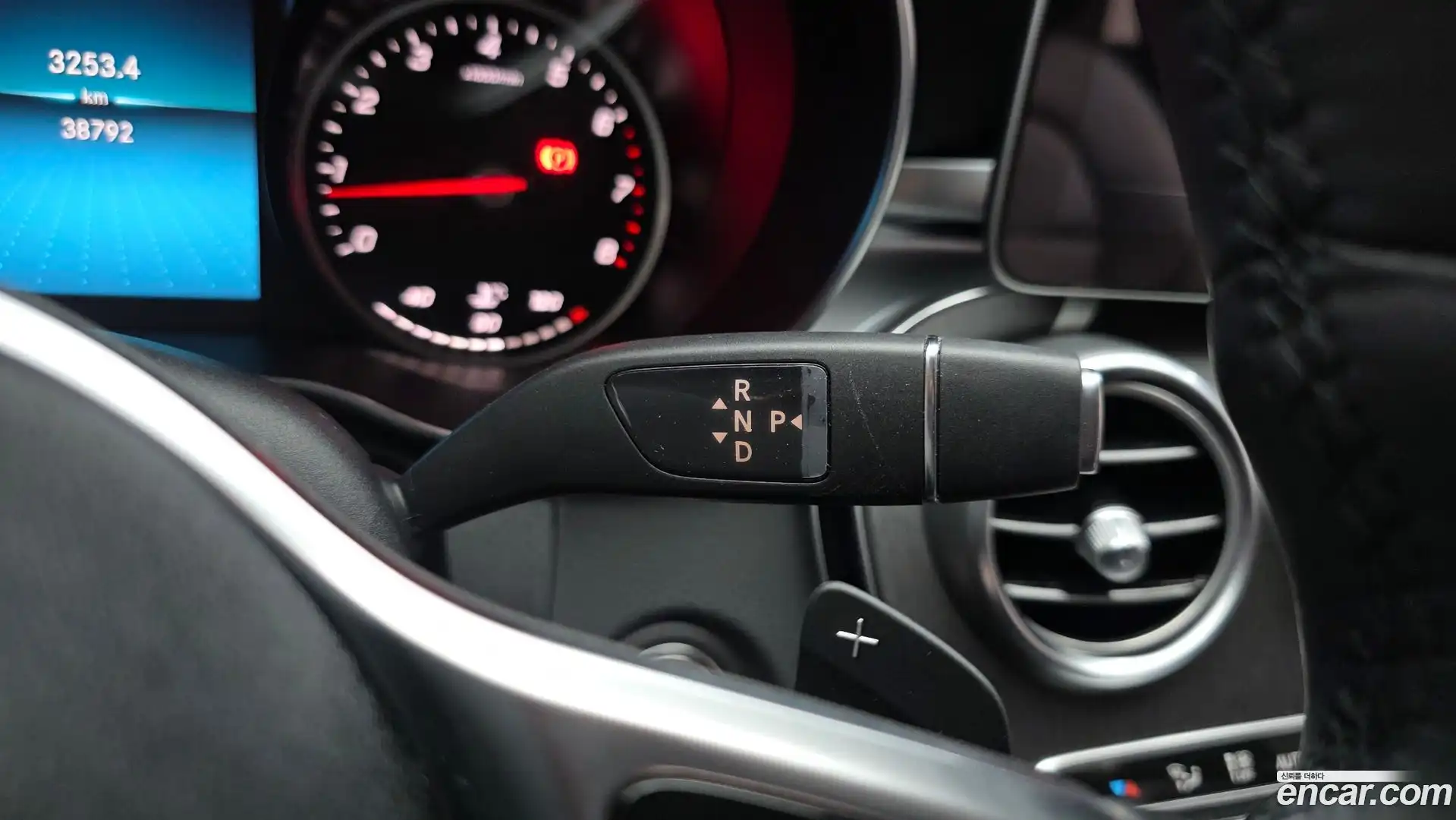 C-Class Mercedes-Benz 2020.7-INNER-009