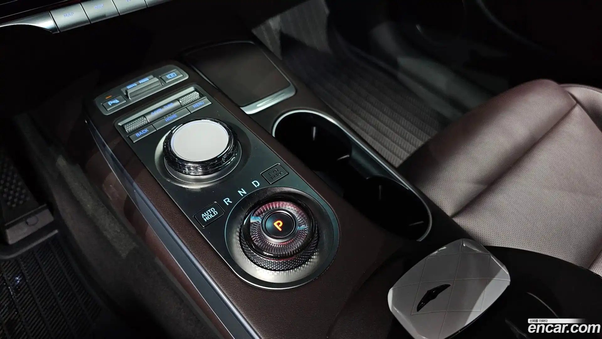 GV70 Genesis 2022.2-INNER-009