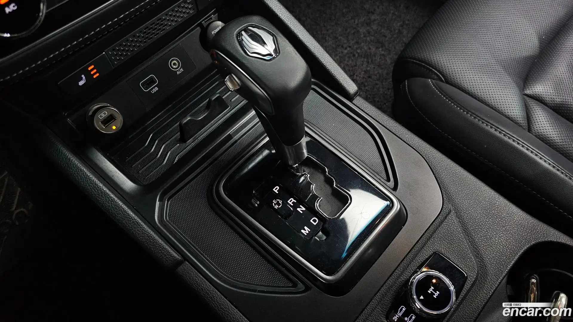 Rexton KG Mobility 2020.4-INNER-009