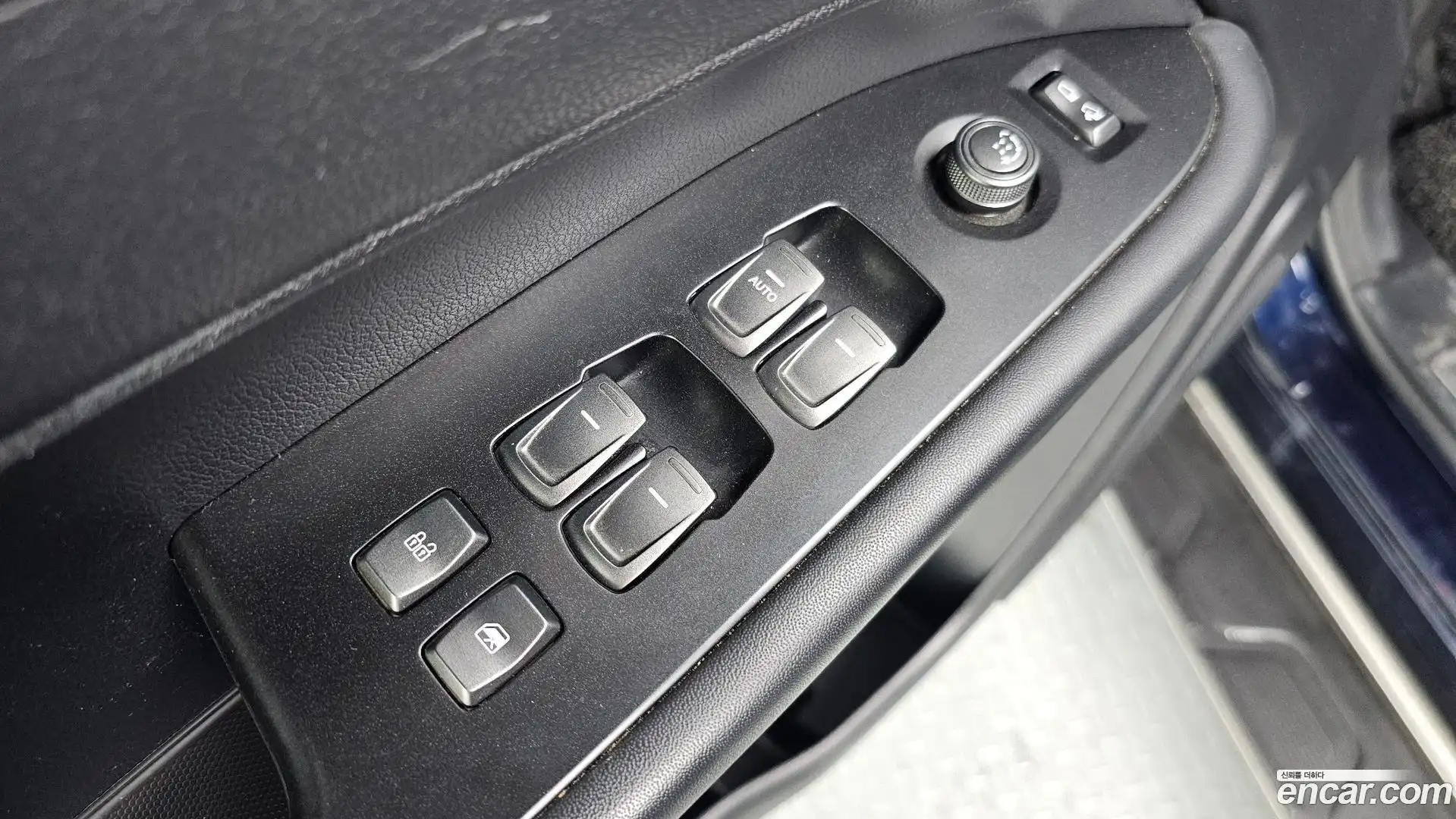Rexton KG Mobility 2020.4-OPTION-042