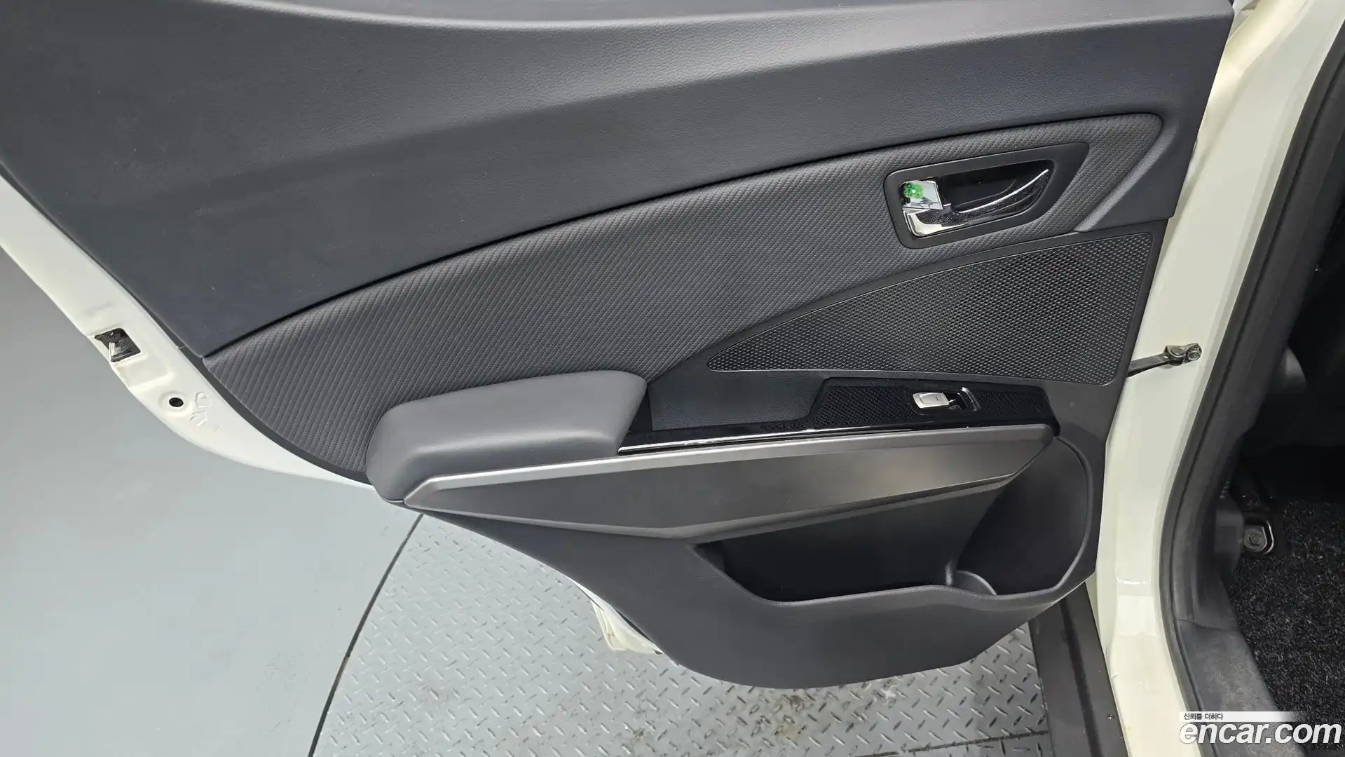 TIBOLI KG Mobility 2018.2-INNER-035