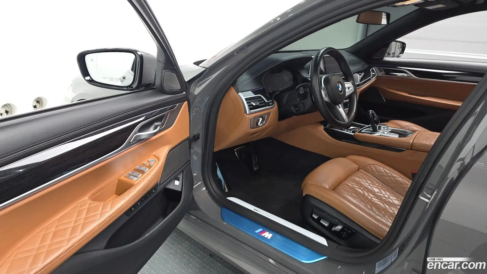 7-Series BMW 2020.10-INNER-010