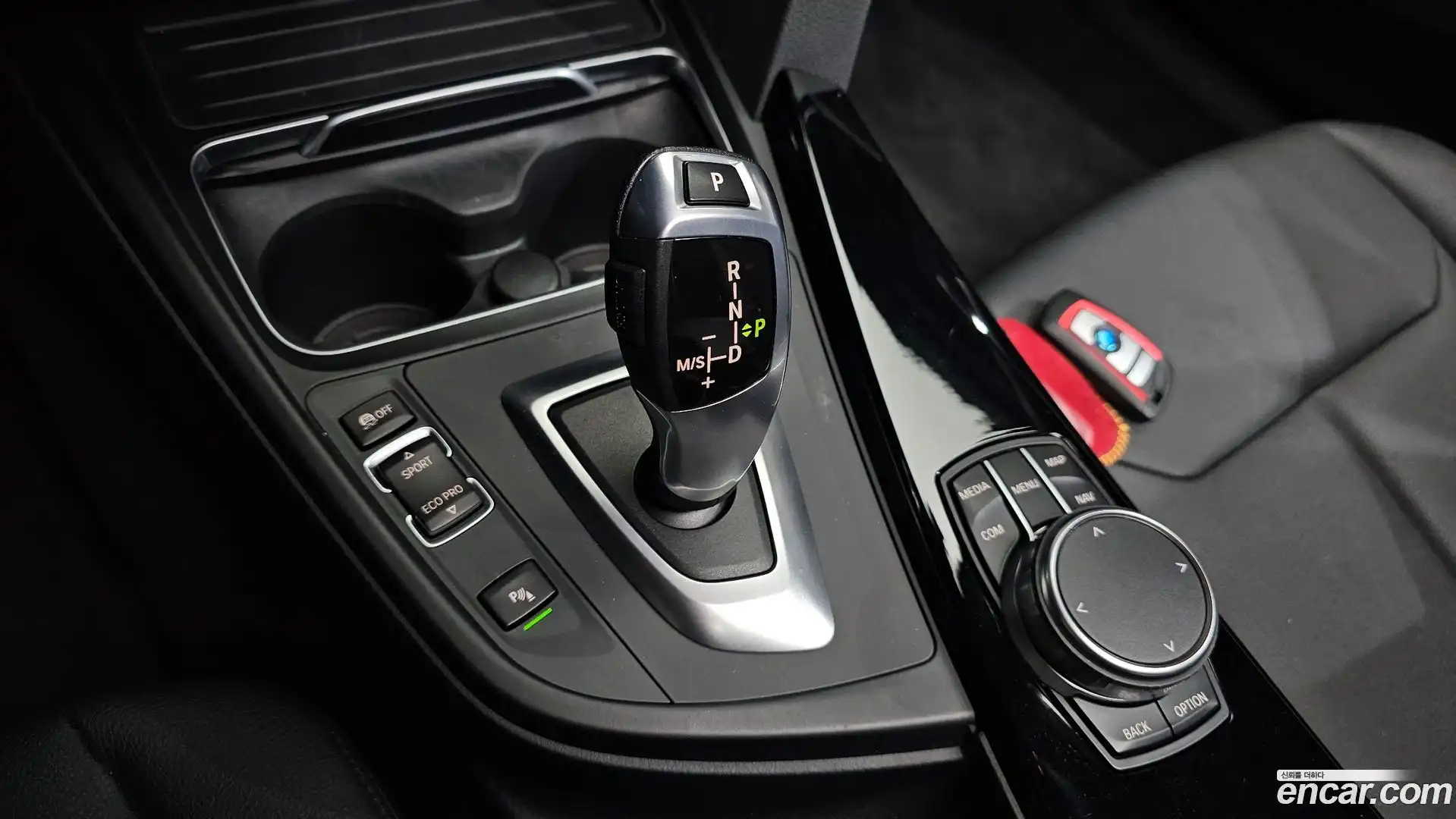 3-Series BMW 2018.1-INNER-009