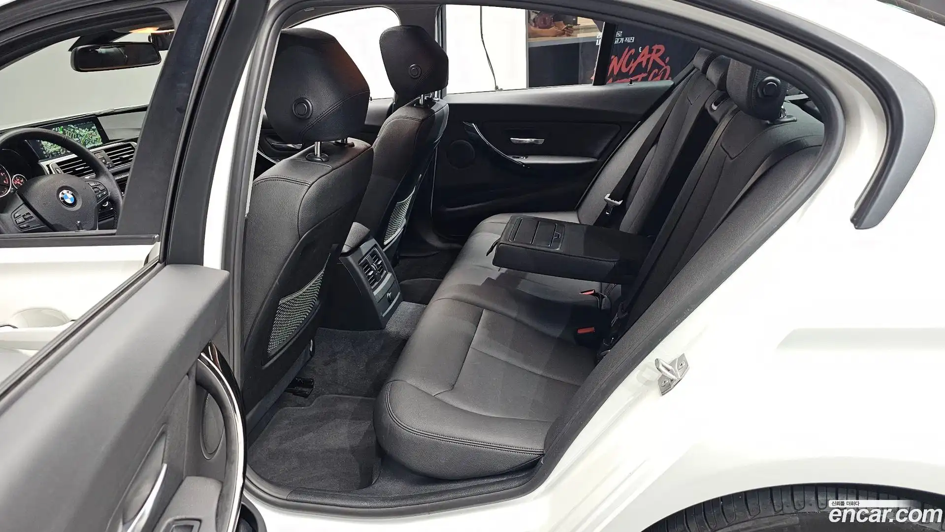 3-Series BMW 2018.1-OPTION-015