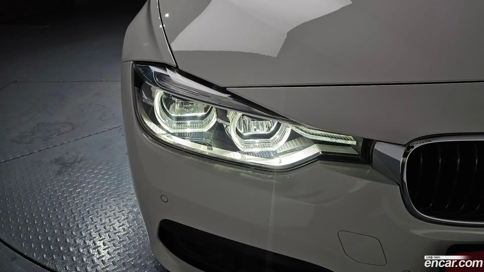 3-Series BMW 2018.1-OUTER-032