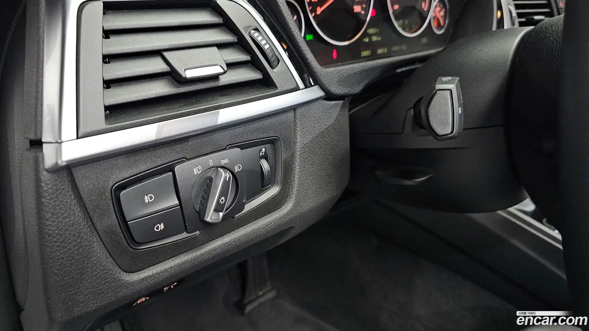 3-Series BMW 2018.1-OPTION-046