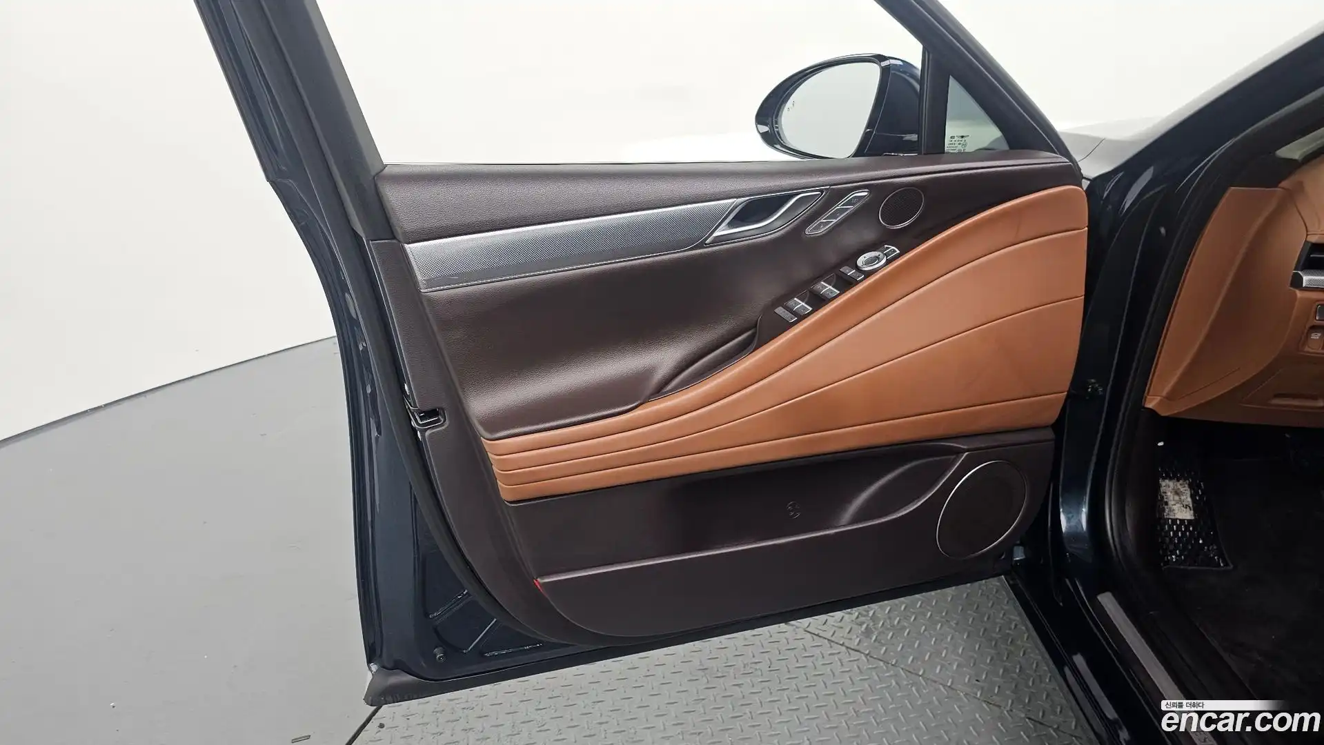 G80 Genesis 2021.5-INNER-034