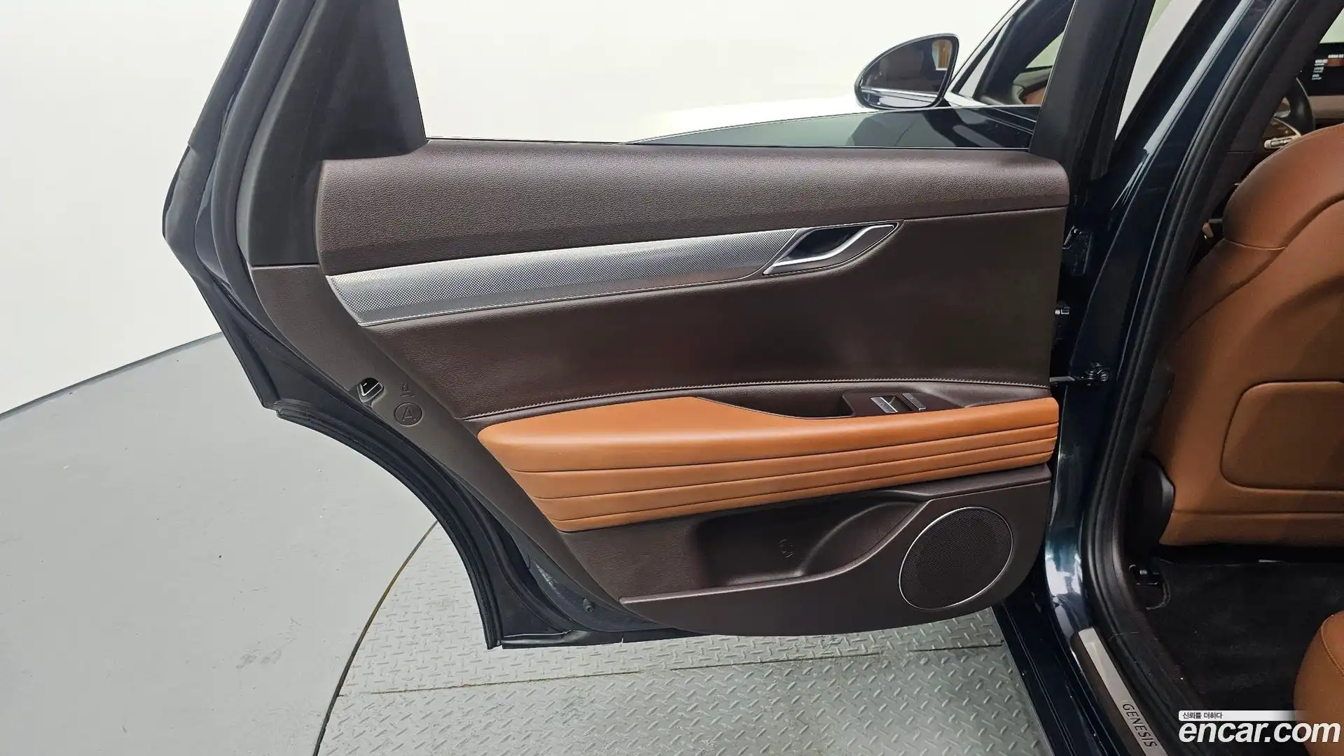 G80 Genesis 2021.5-INNER-035