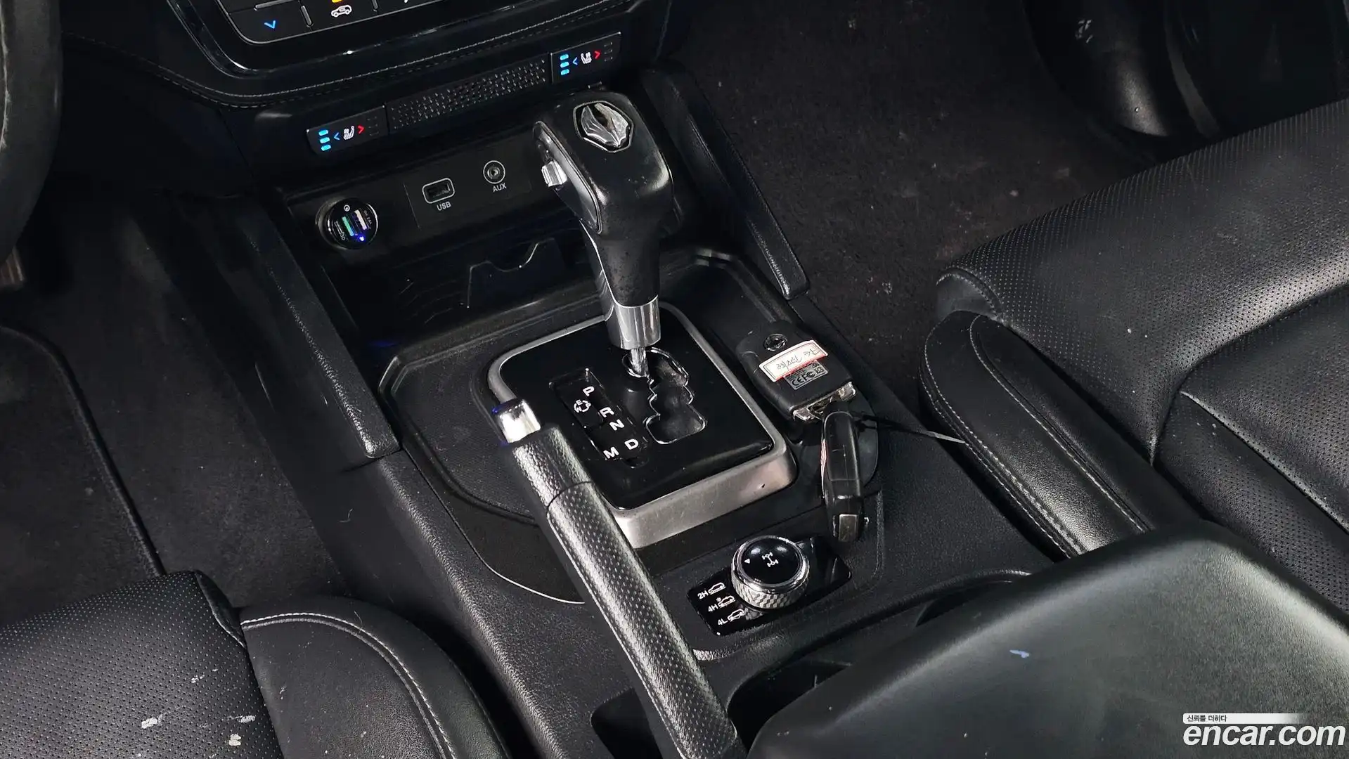 Rexton KG Mobility 2019.6-INNER-009