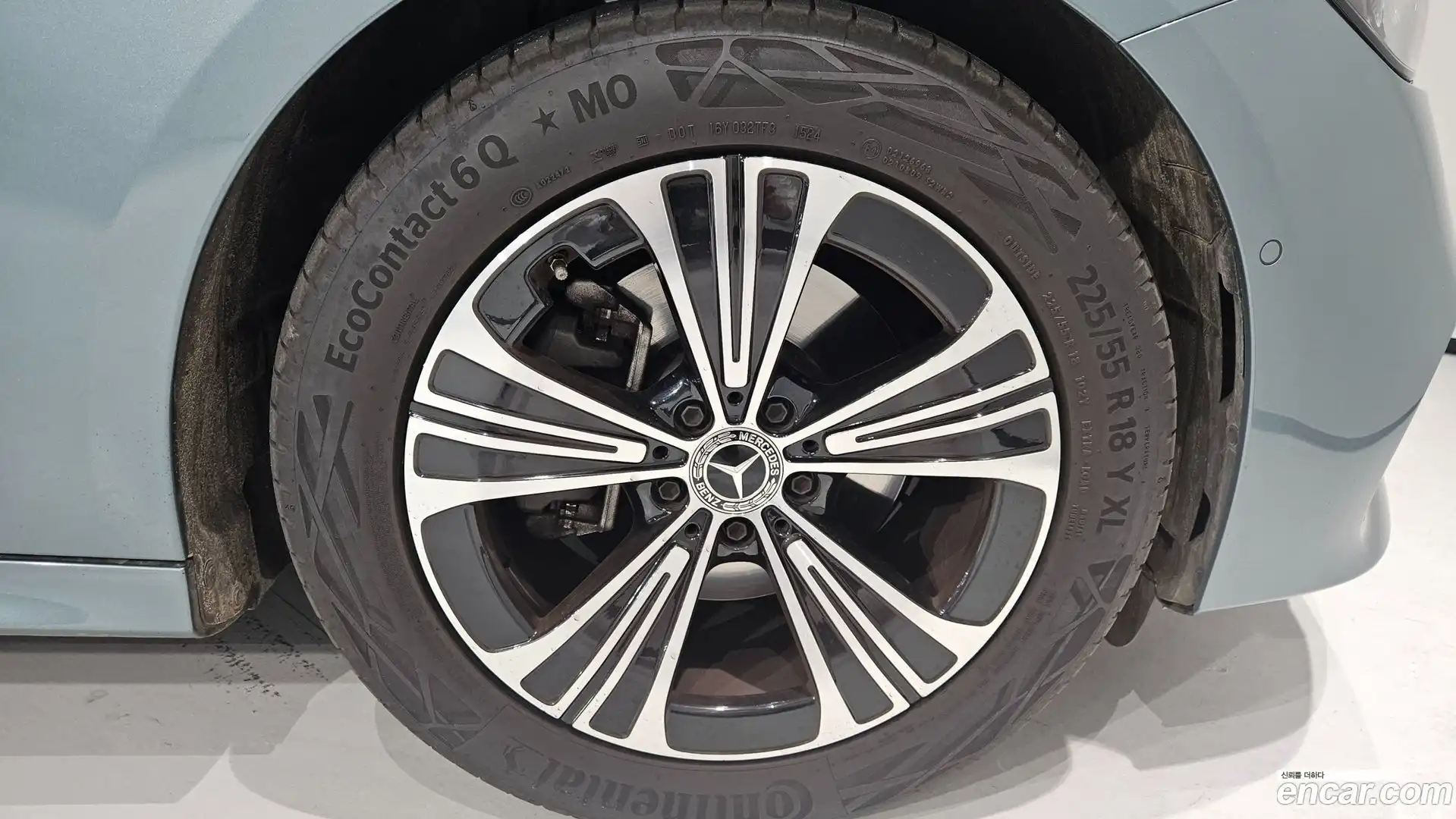 E-Class Mercedes-Benz 2025.2-OUTER-005