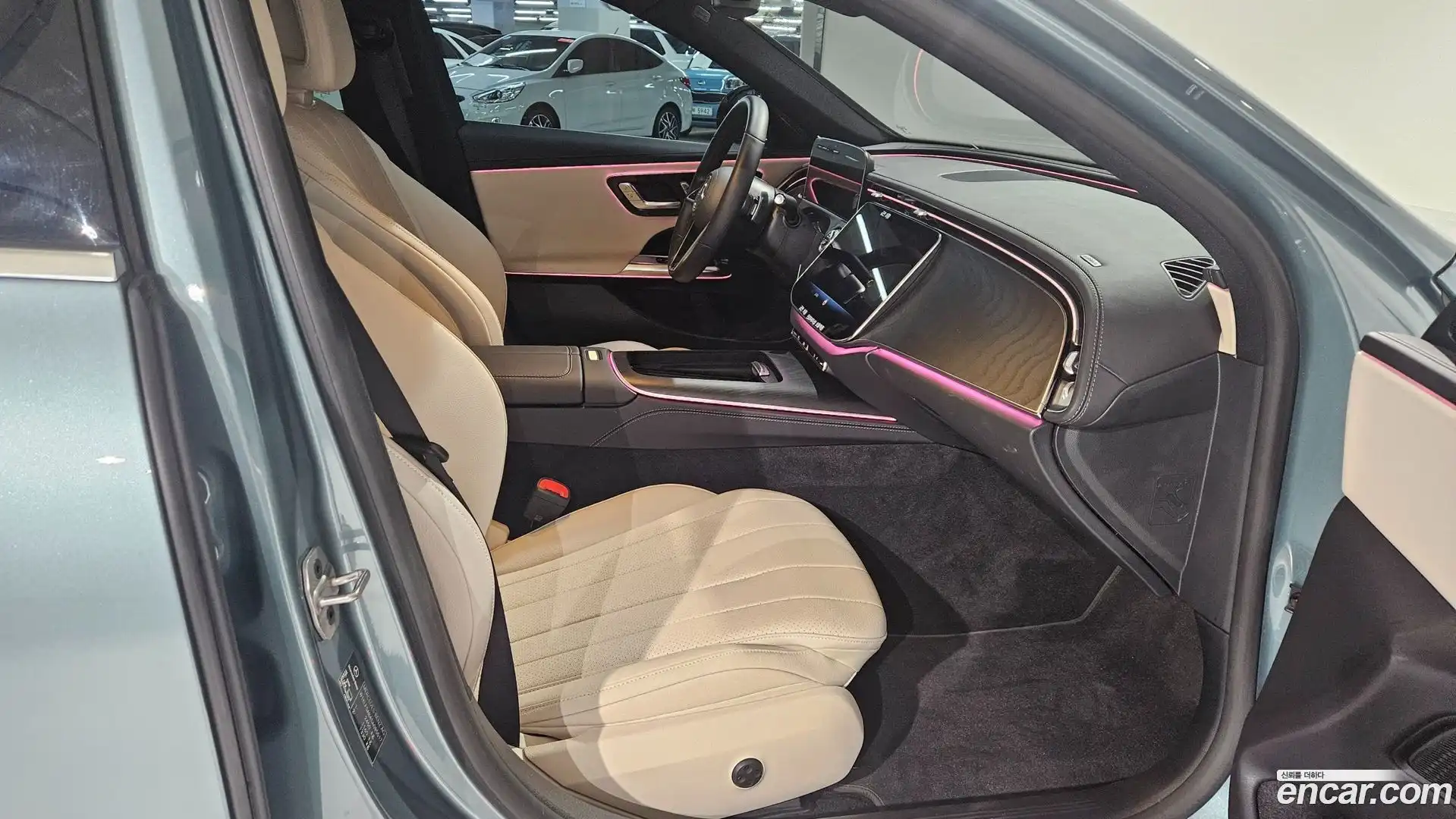 E-Class Mercedes-Benz 2025.2-INNER-007