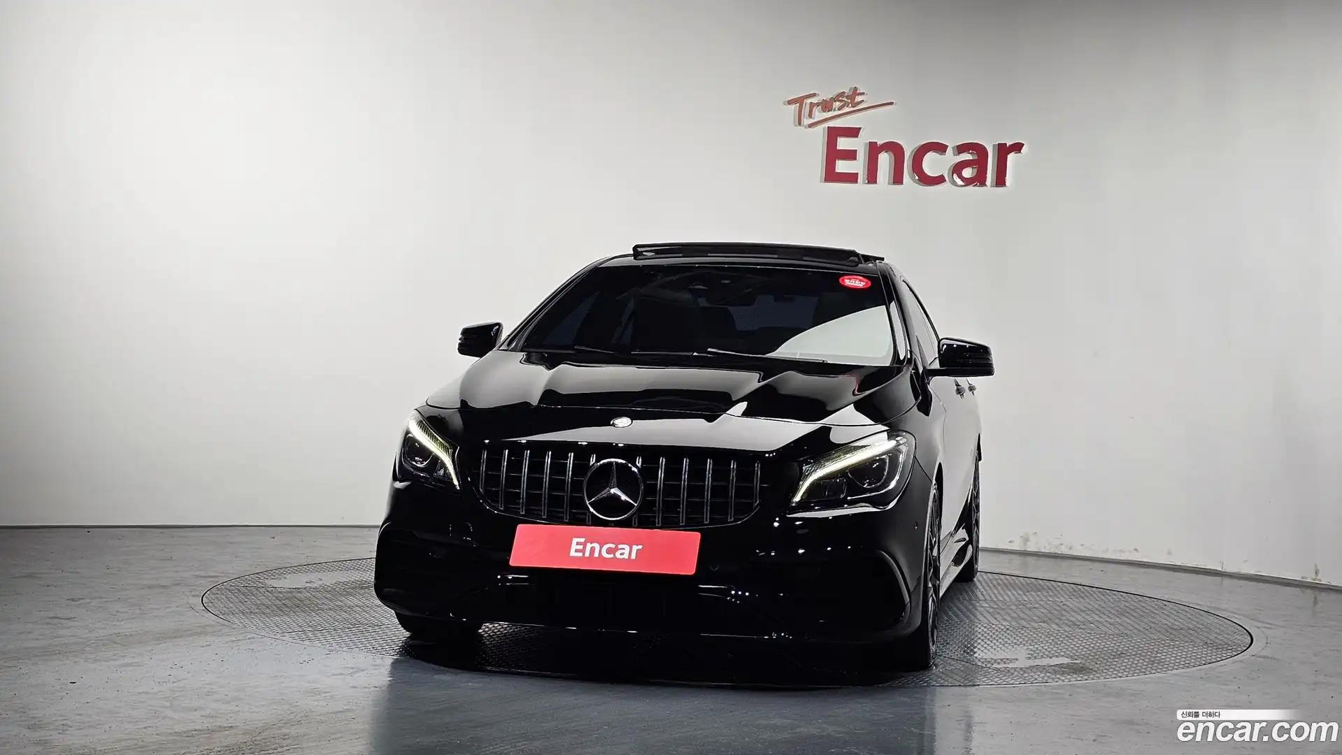 CLA-Class Mercedes-Benz 2017.8-OUTER-003