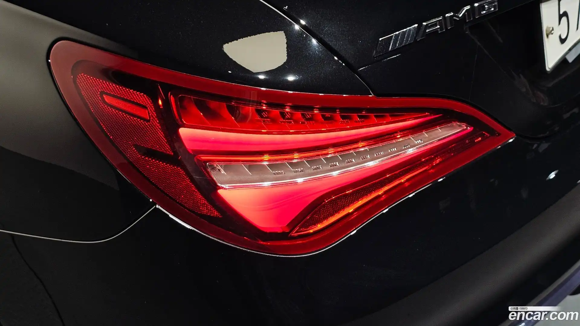 CLA-Class Mercedes-Benz 2017.8-OUTER-033