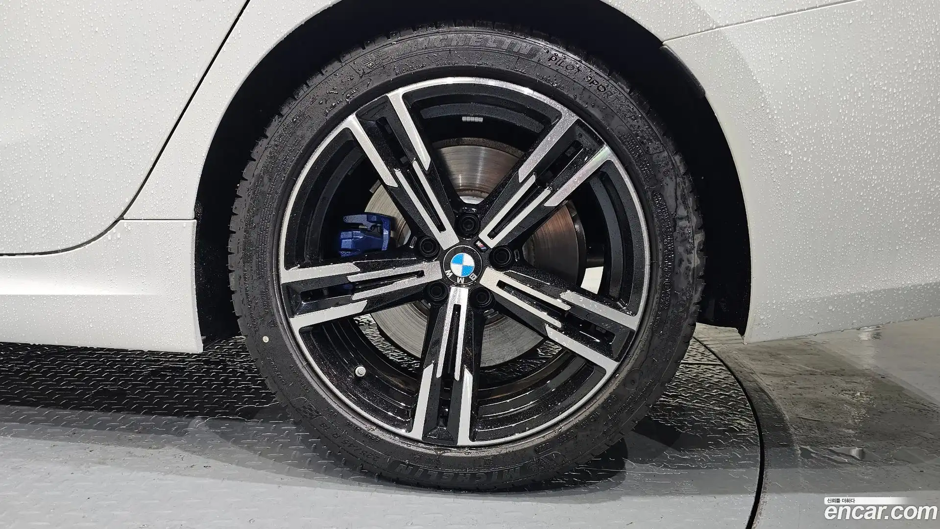 3-Series BMW 2025.4-OUTER-031