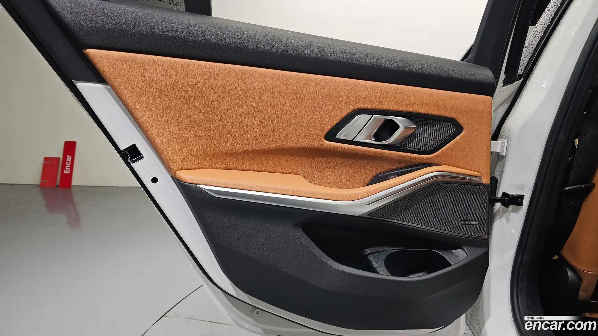 3-Series BMW 2025.4-INNER-035