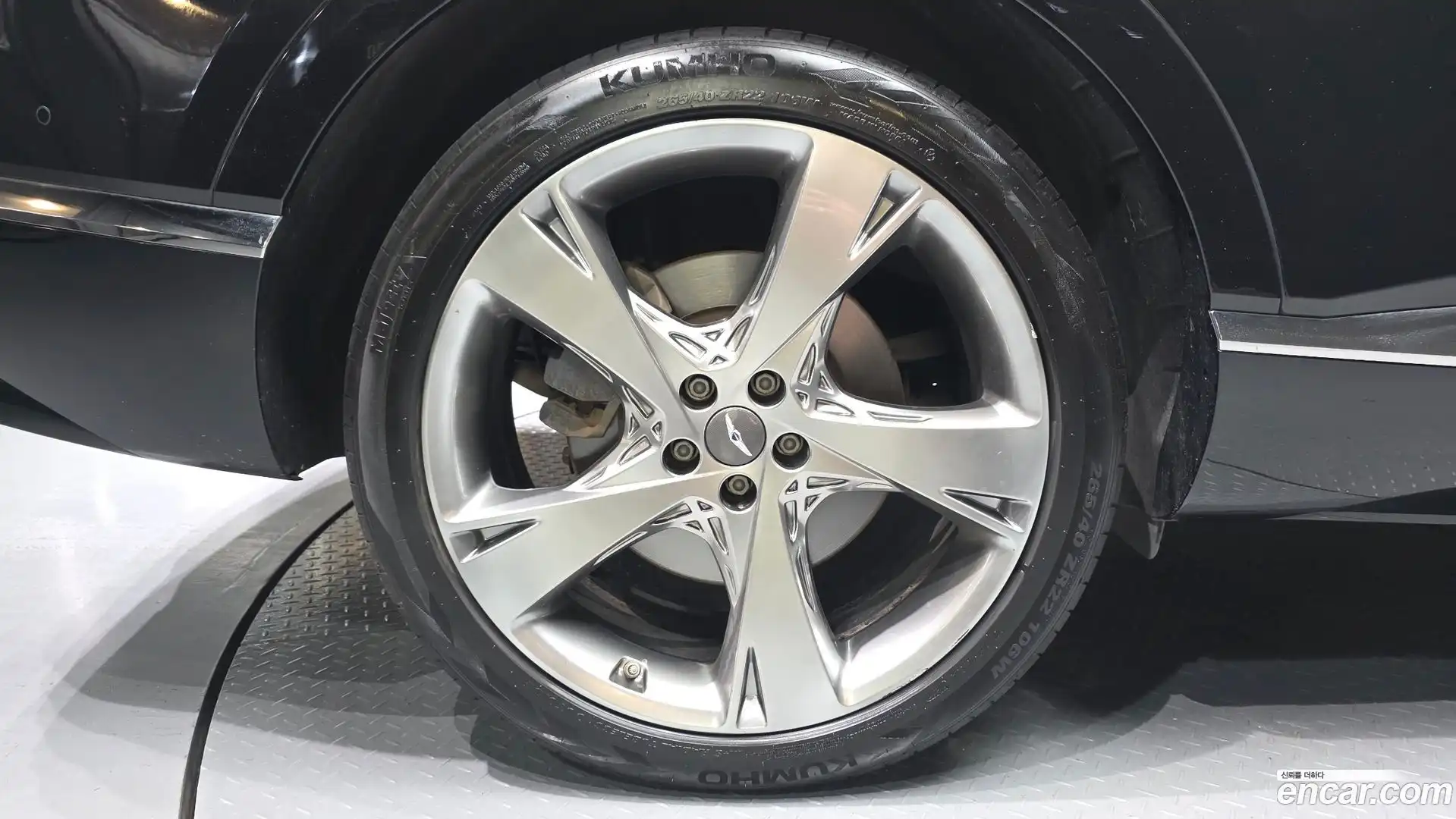 GV80 Genesis 2020.0-OUTER-005