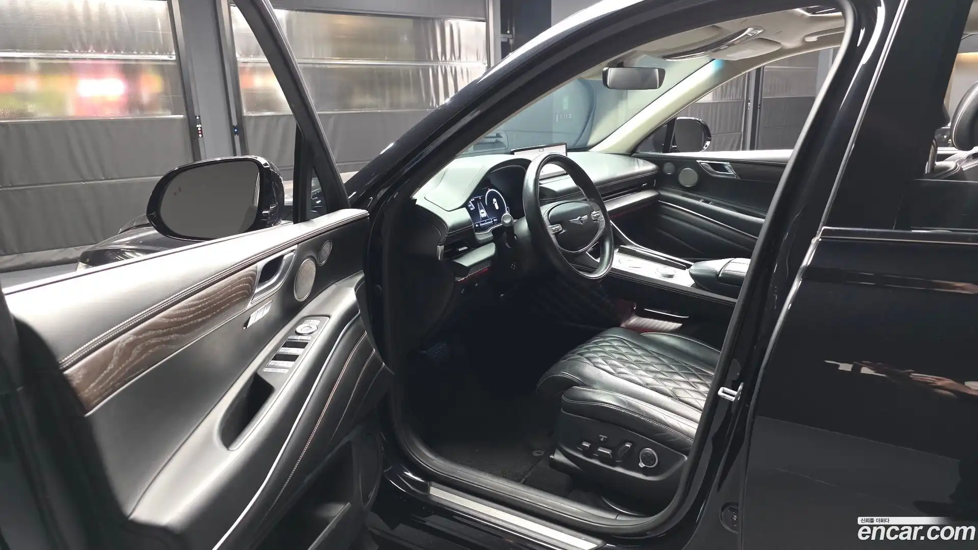 GV80 Genesis 2020.0-INNER-010