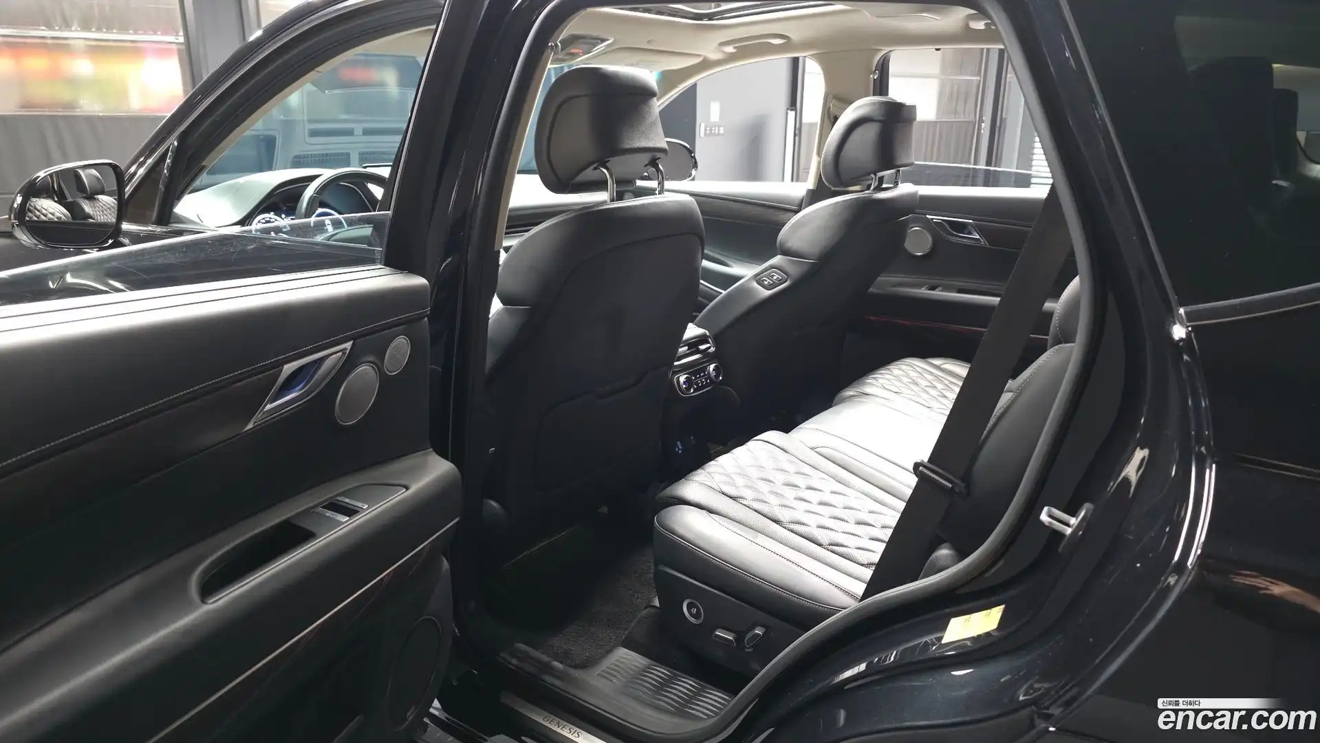 GV80 Genesis 2020.0-INNER-036