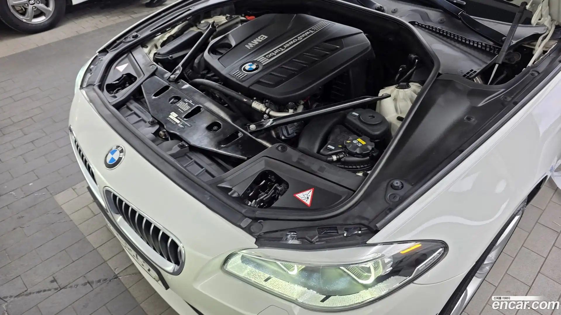 5-Series BMW 2016.4-OUTER-006