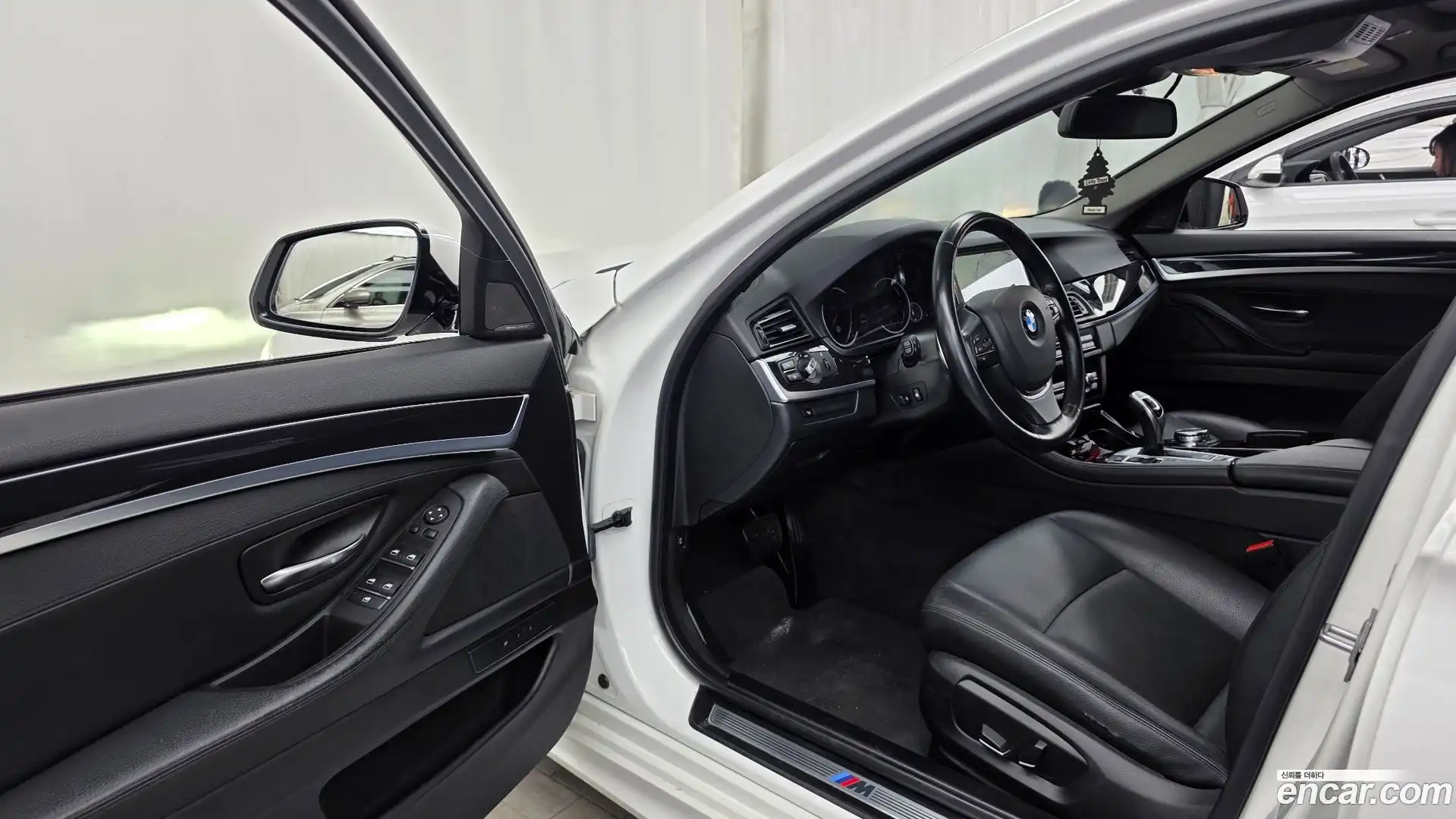 5-Series BMW 2016.4-INNER-010
