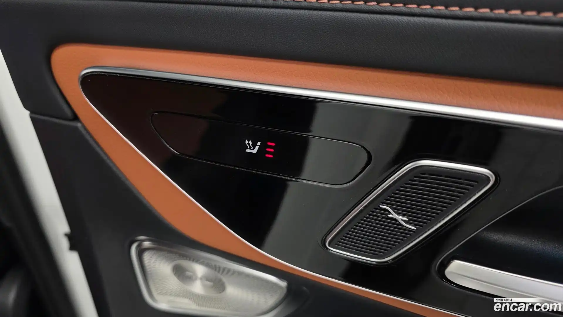 GLC-Class Mercedes-Benz 2024.6-OPTION-021