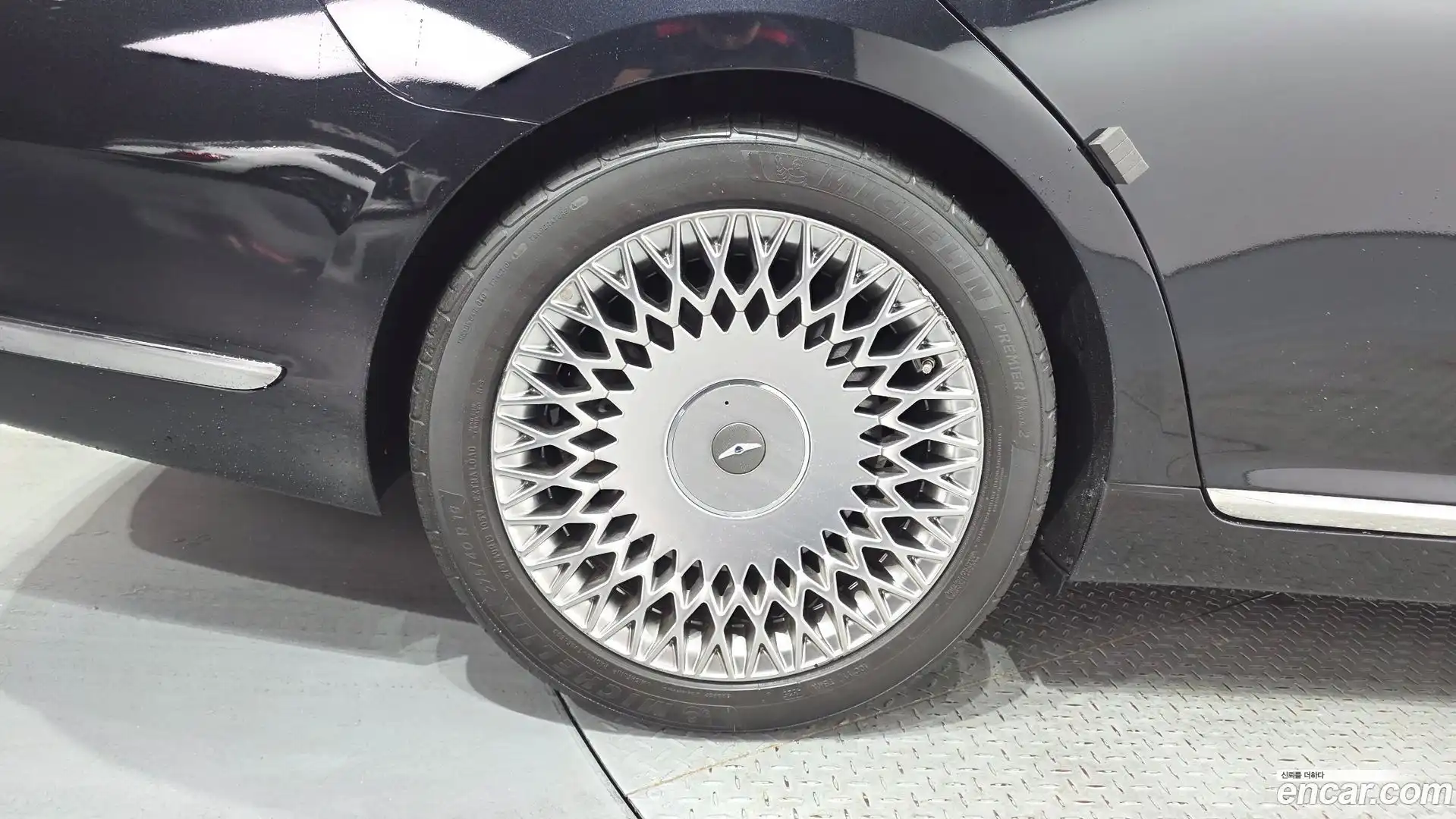 G90 Genesis 2020.8-OUTER-005