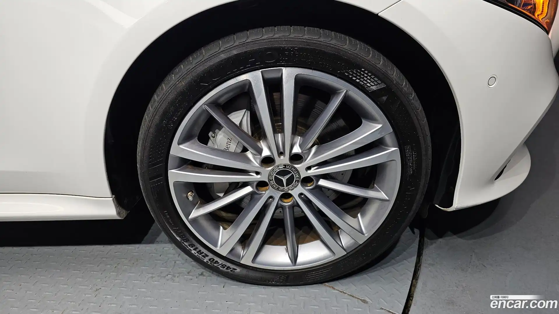 CLS-Class Mercedes-Benz 2019.7-OUTER-005