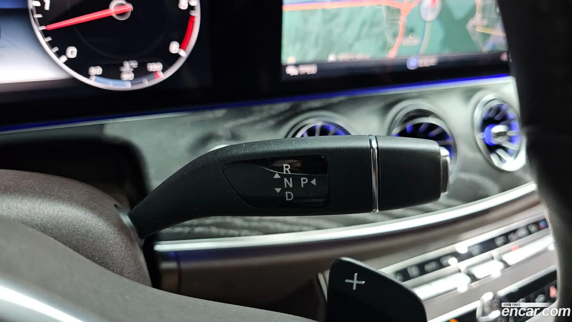 CLS-Class Mercedes-Benz 2019.7-INNER-009