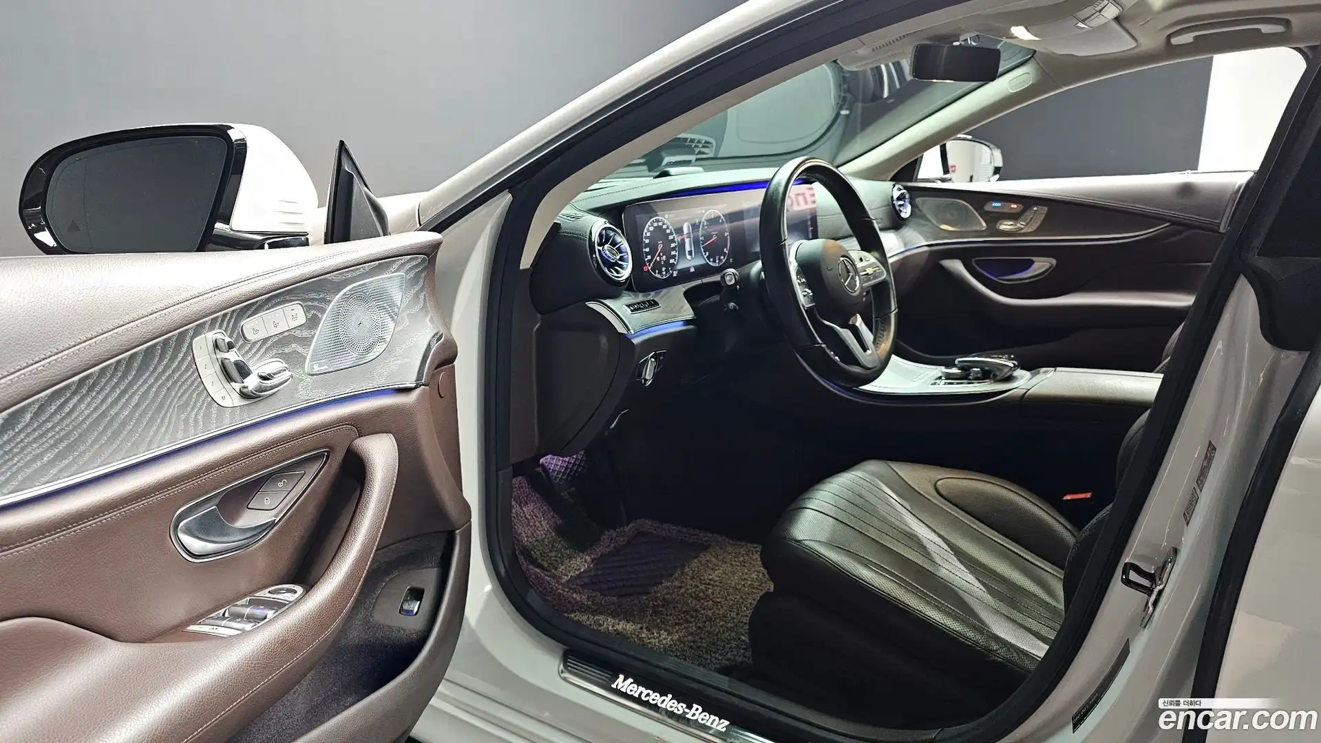 CLS-Class Mercedes-Benz 2019.7-INNER-010