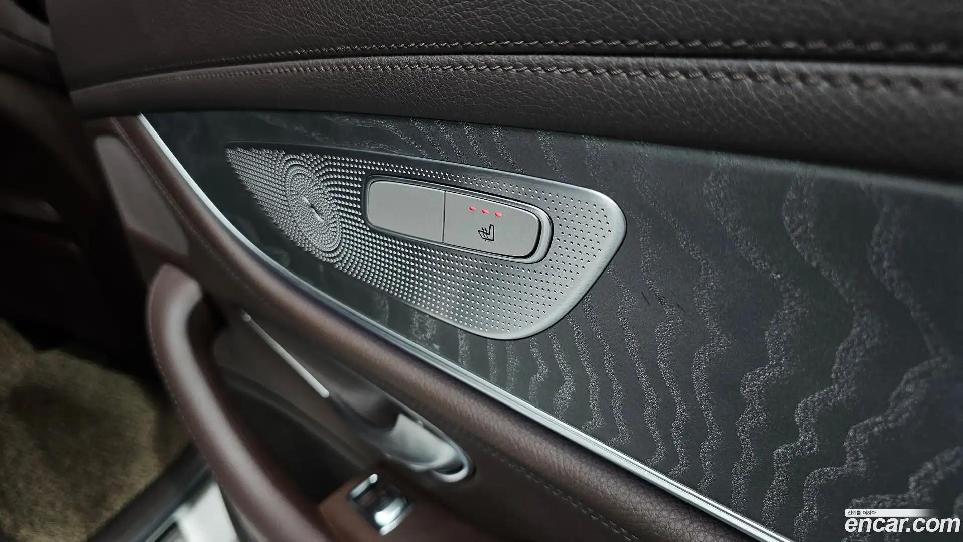 CLS-Class Mercedes-Benz 2019.7-OPTION-023