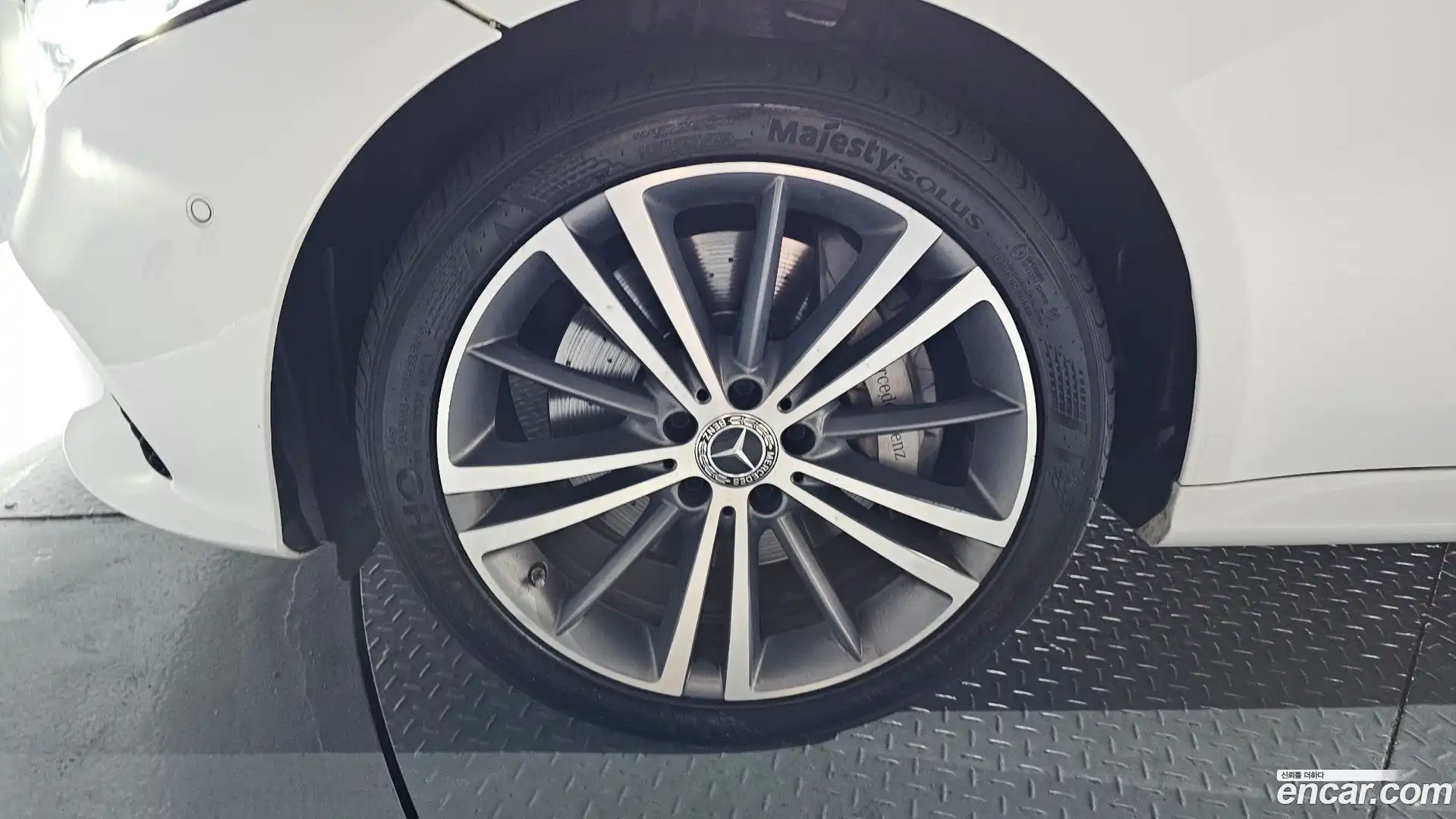 CLS-Class Mercedes-Benz 2019.7-OUTER-031