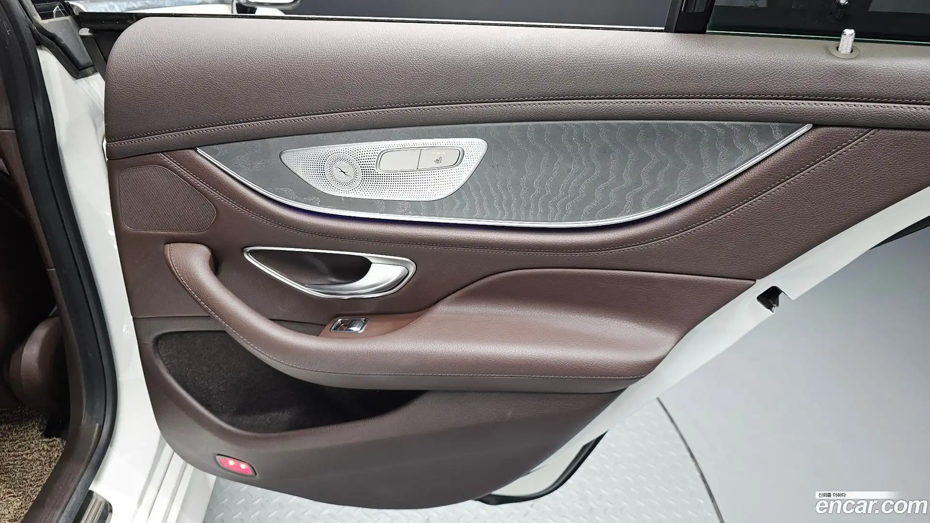 CLS-Class Mercedes-Benz 2019.7-INNER-035