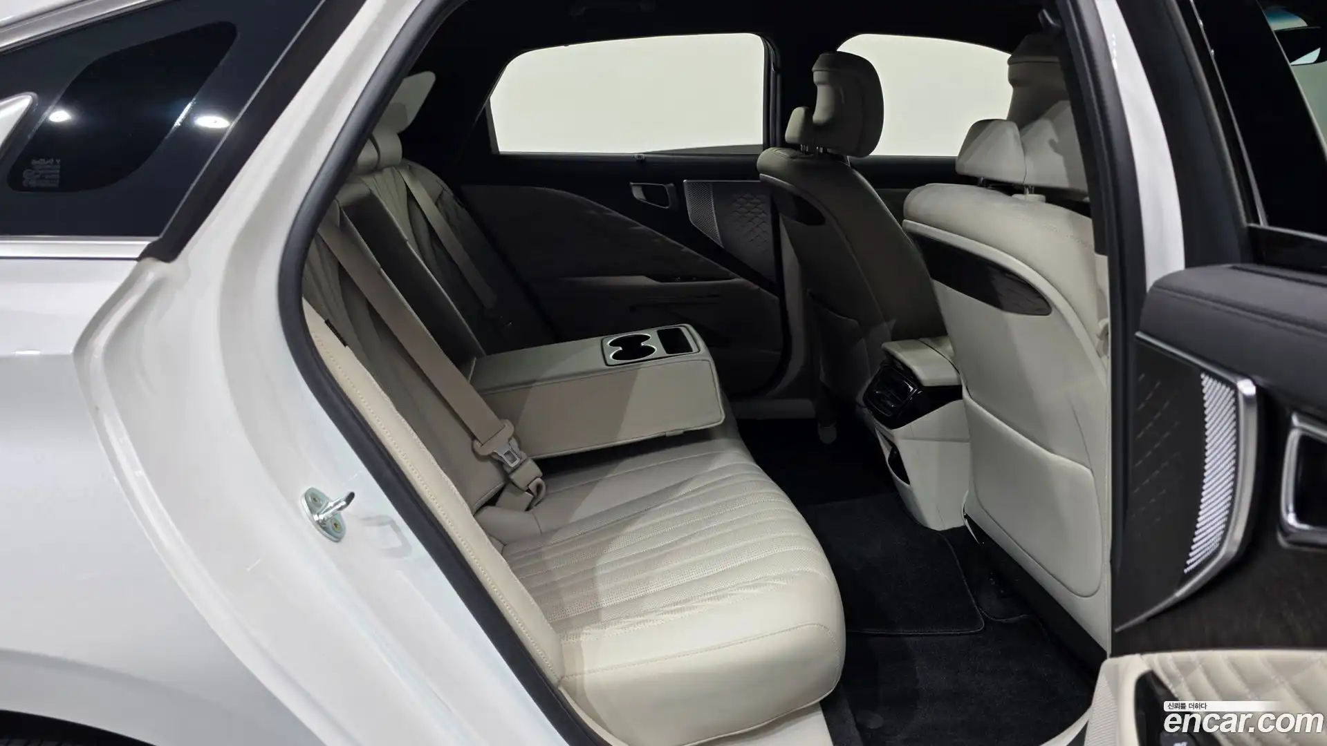 K8 Kia 2022.7-OPTION-016