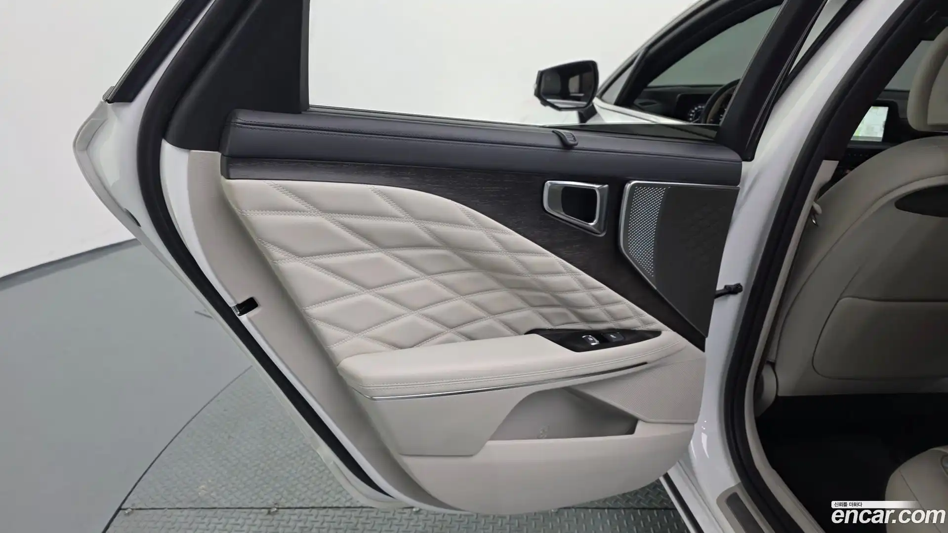 K8 Kia 2022.7-INNER-035