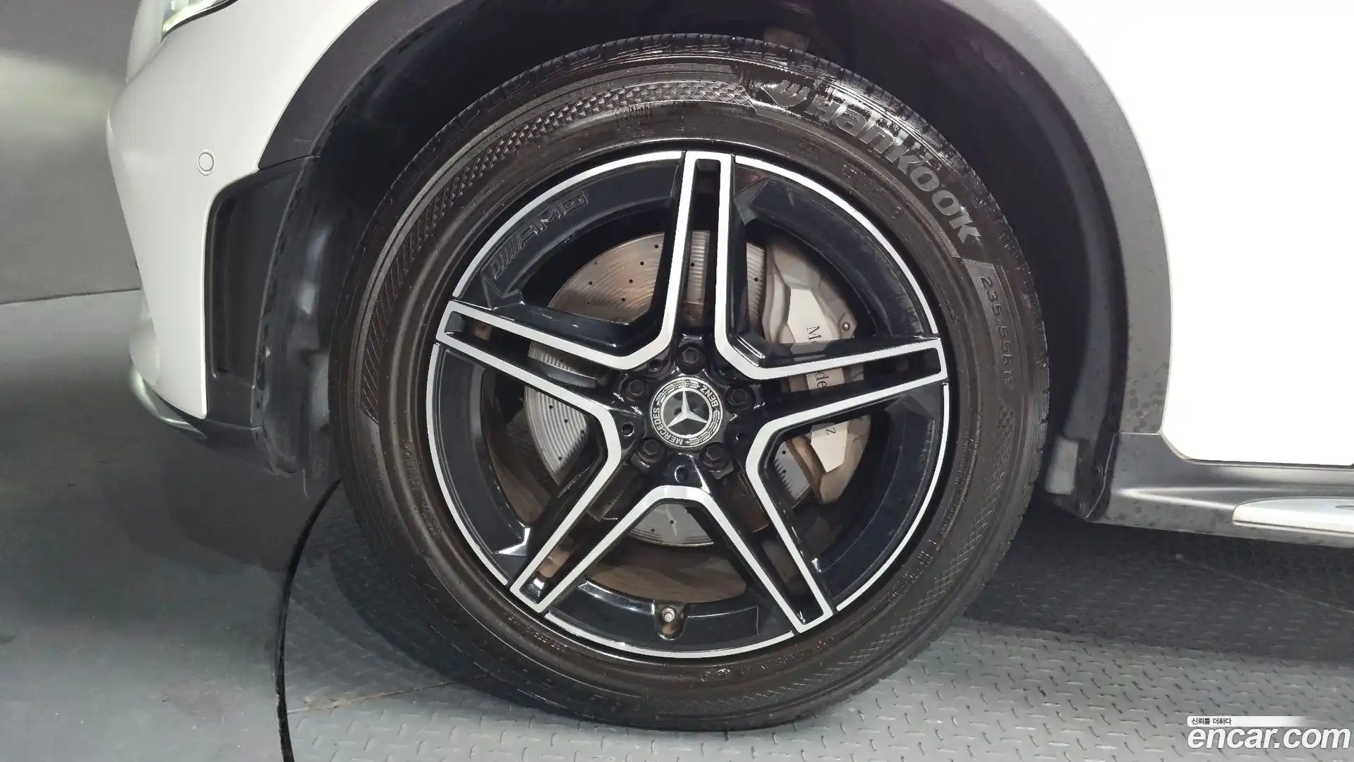 GLC-Class Mercedes-Benz 2020.3-OUTER-005