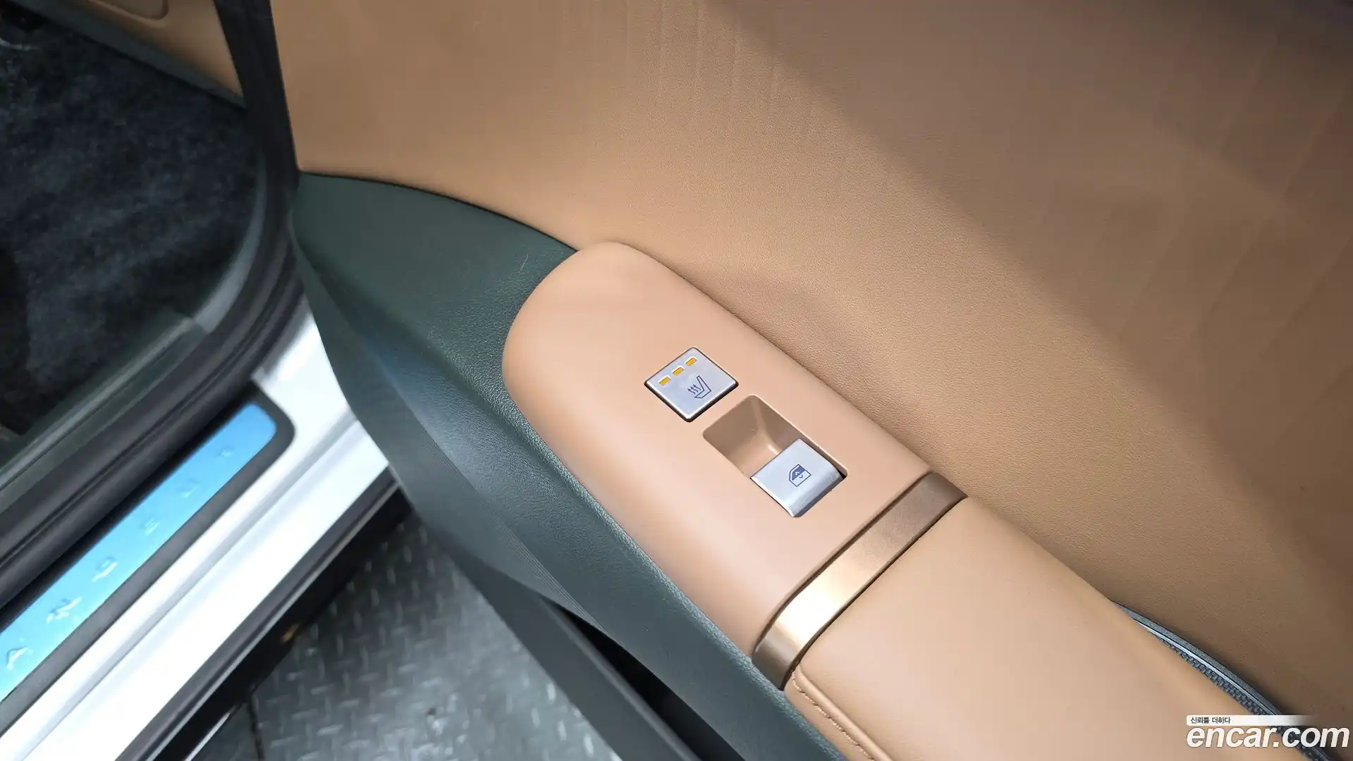 Grandeur Hyundai 2023.0-OPTION-023