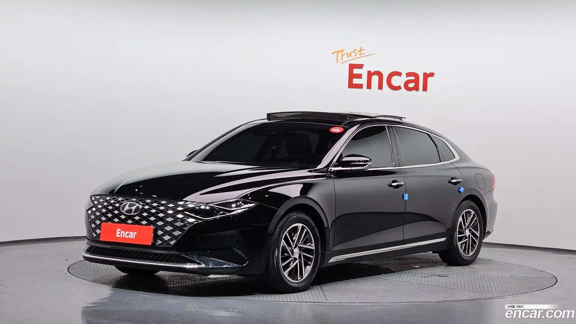 Grandeur Hyundai 2022.5-OUTER-001