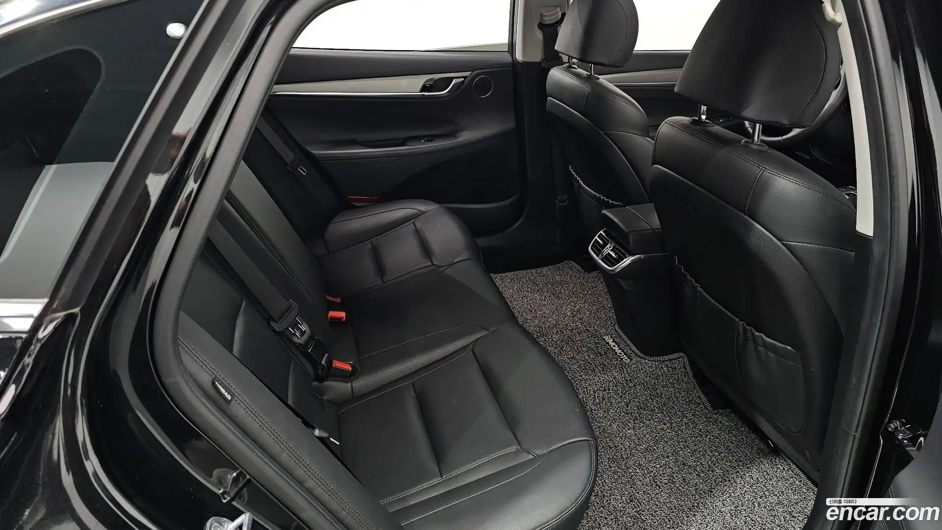 Grandeur Hyundai 2022.5-OPTION-015