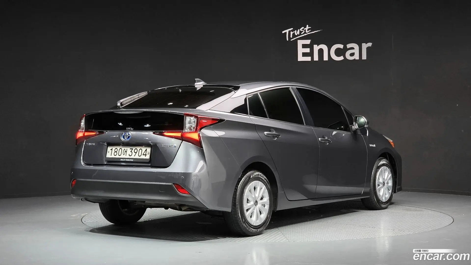 Main__Slider__Photo:Prius Toyota 2022.4-1