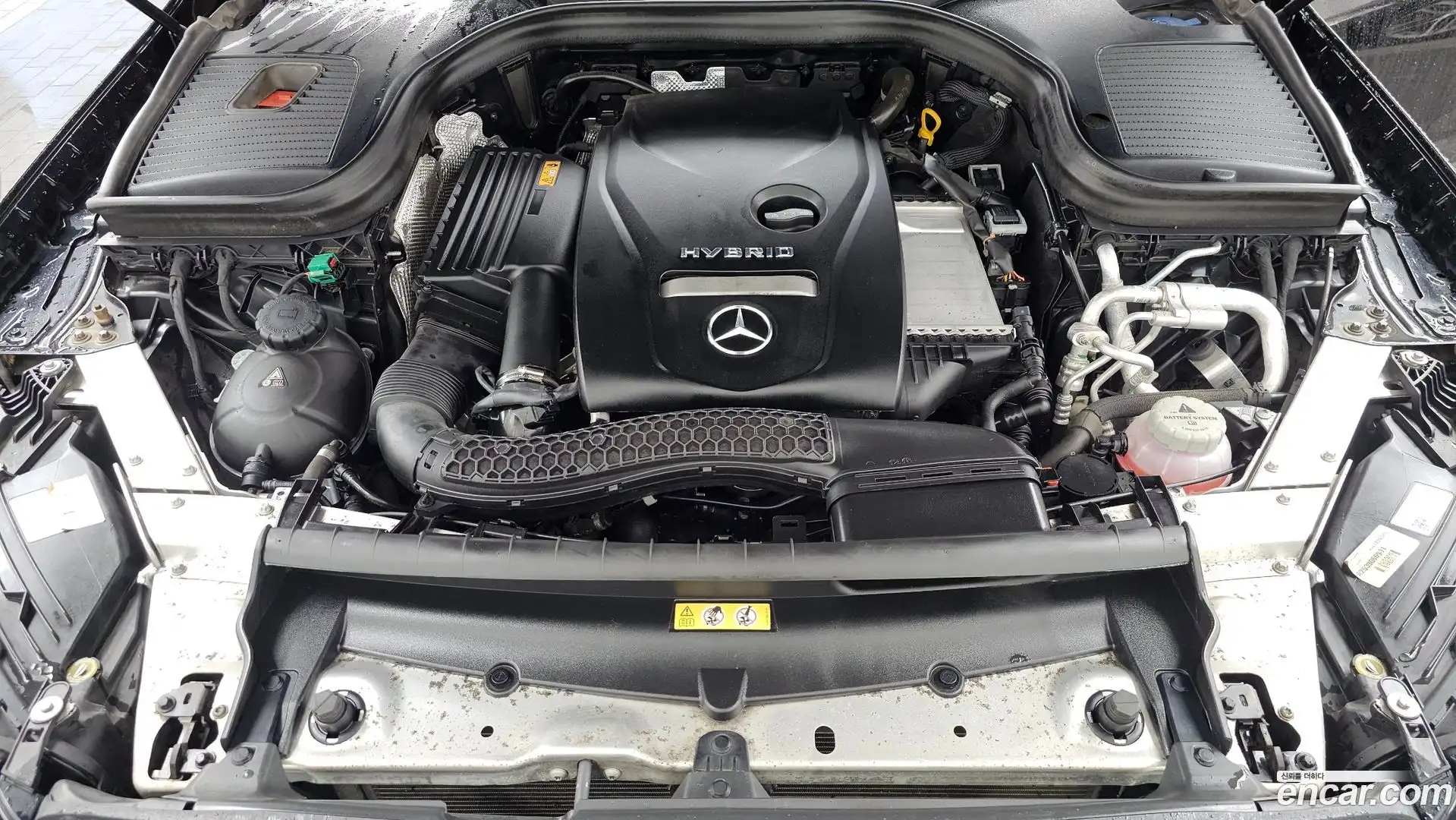 GLC-Class Mercedes-Benz 2020.10-OUTER-006