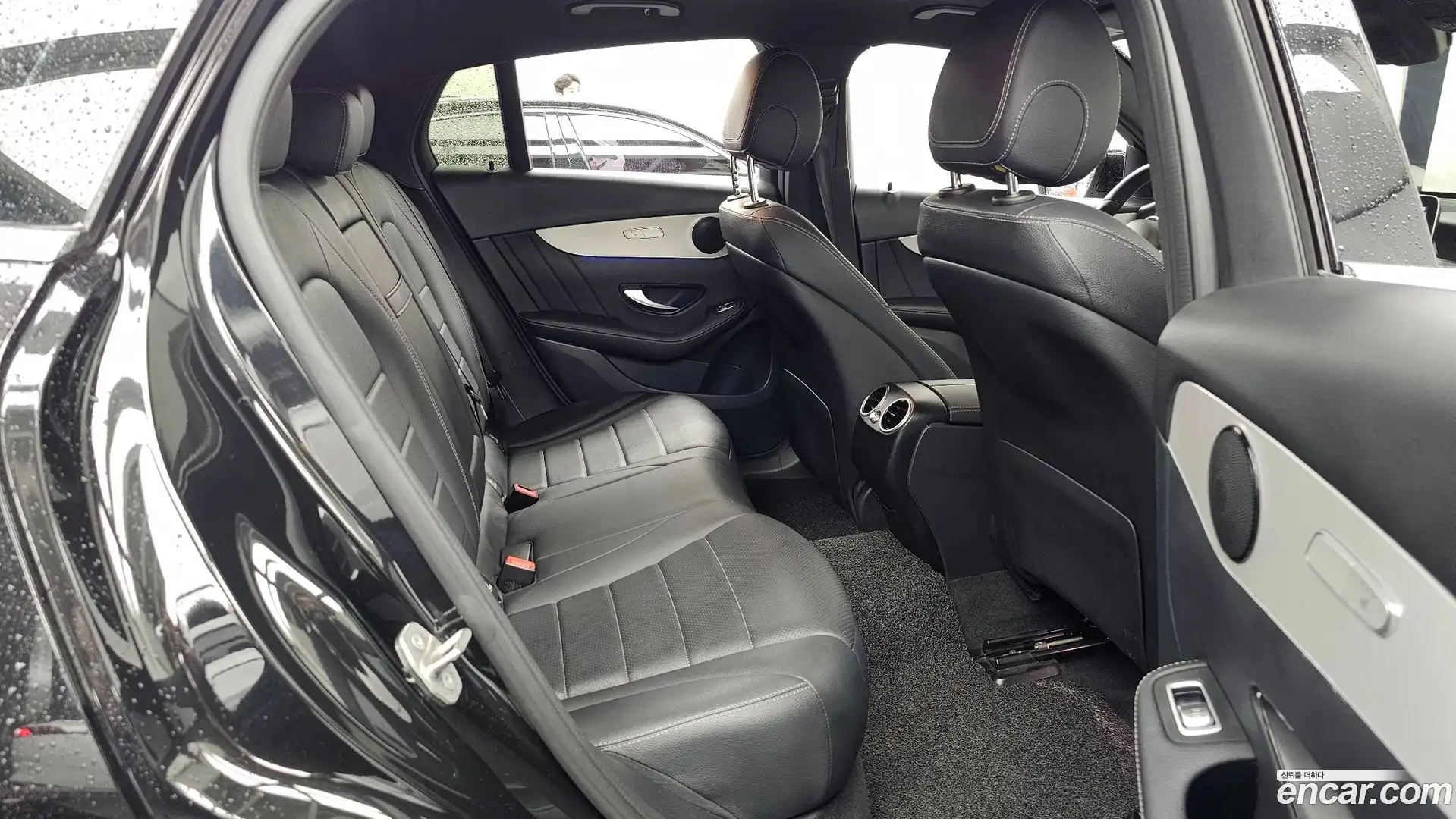 GLC-Class Mercedes-Benz 2020.10-OPTION-016