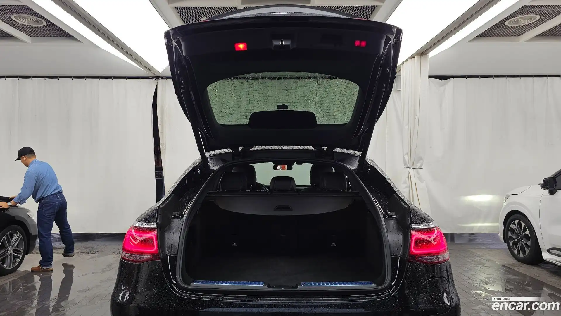 GLC-Class Mercedes-Benz 2020.10-OPTION-024