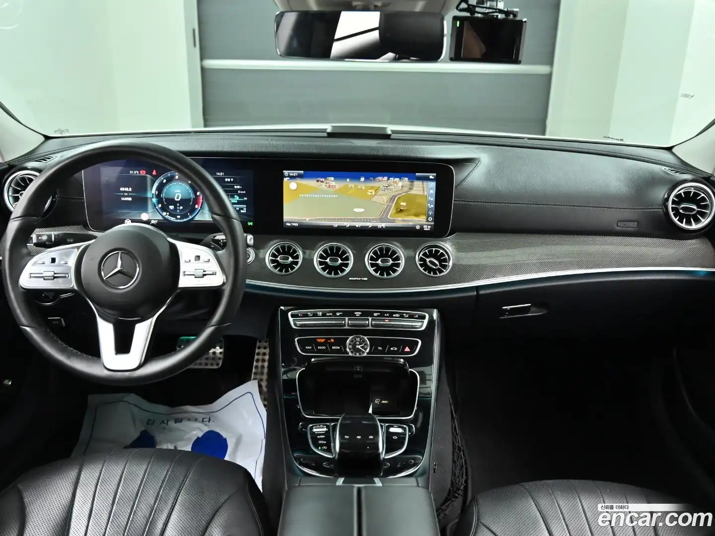 CLS-Class Mercedes-Benz 2018.10-INNER-007