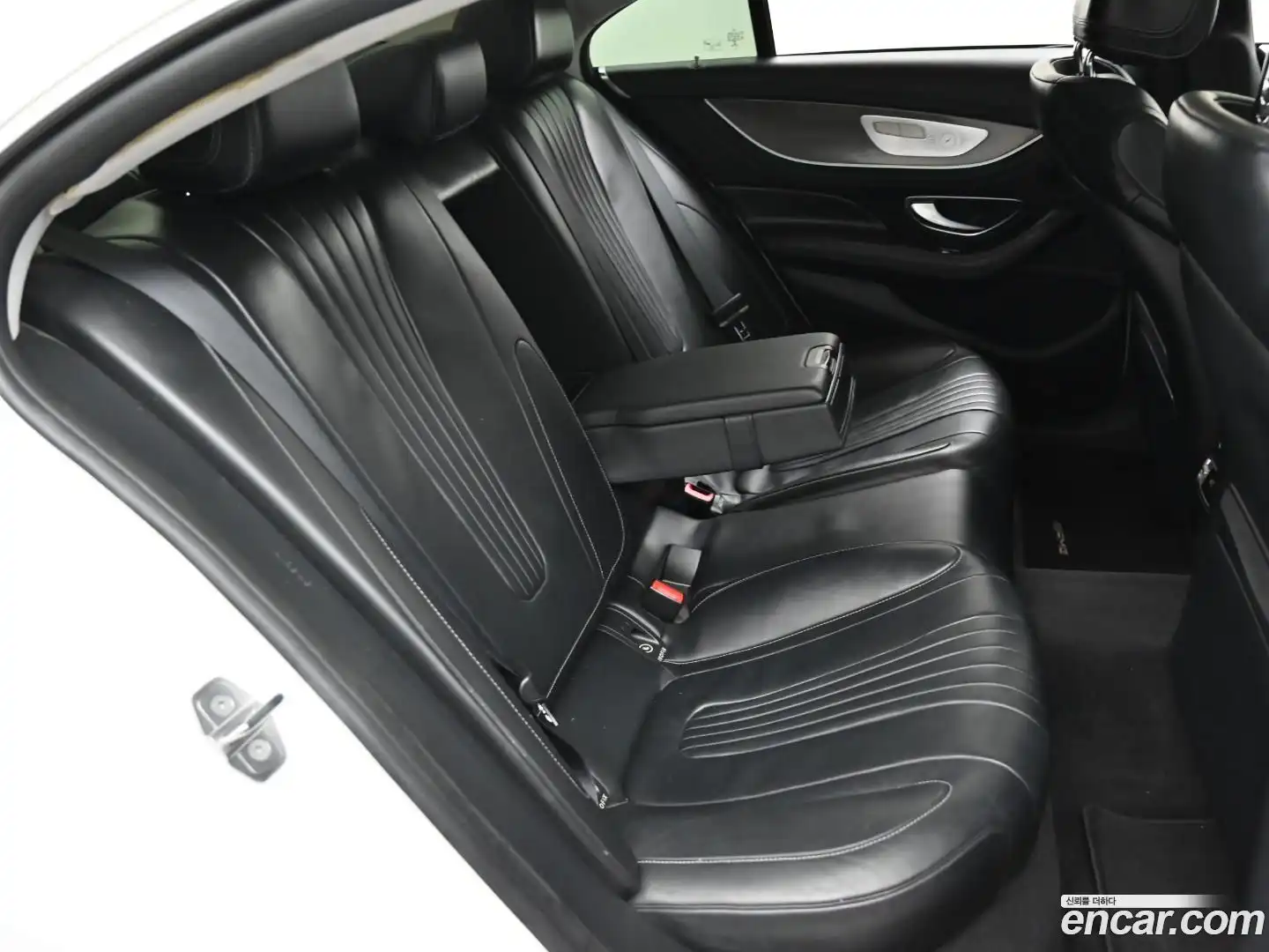 CLS-Class Mercedes-Benz 2018.10-OPTION-016