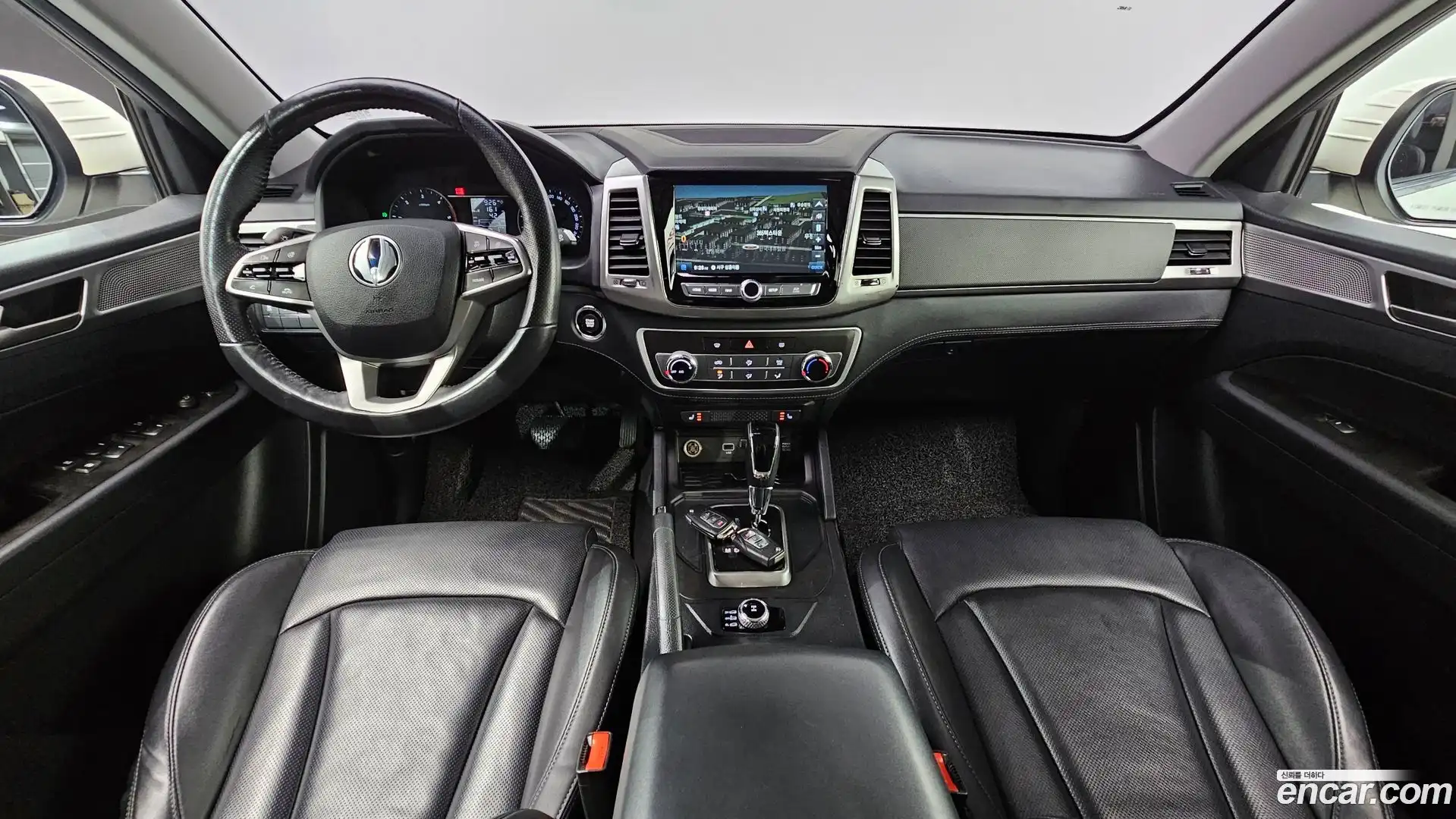 Rexton KG Mobility 2019.0-INNER-007