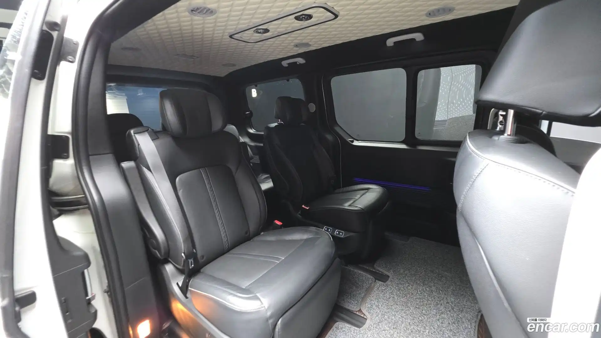 Staria Hyundai 2022.11-OPTION-016
