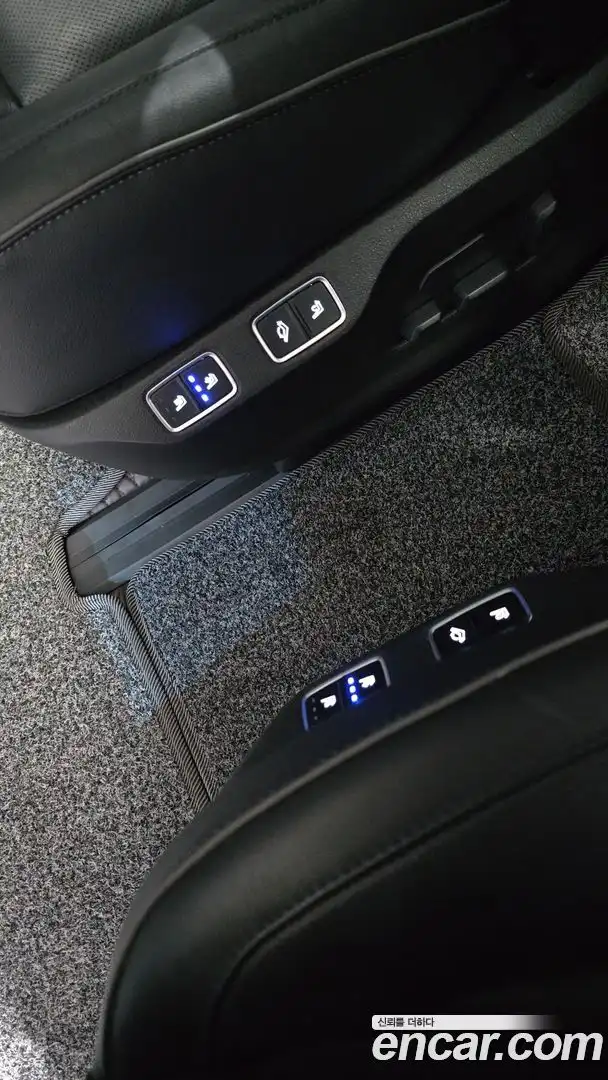 Staria Hyundai 2022.11-OPTION-021