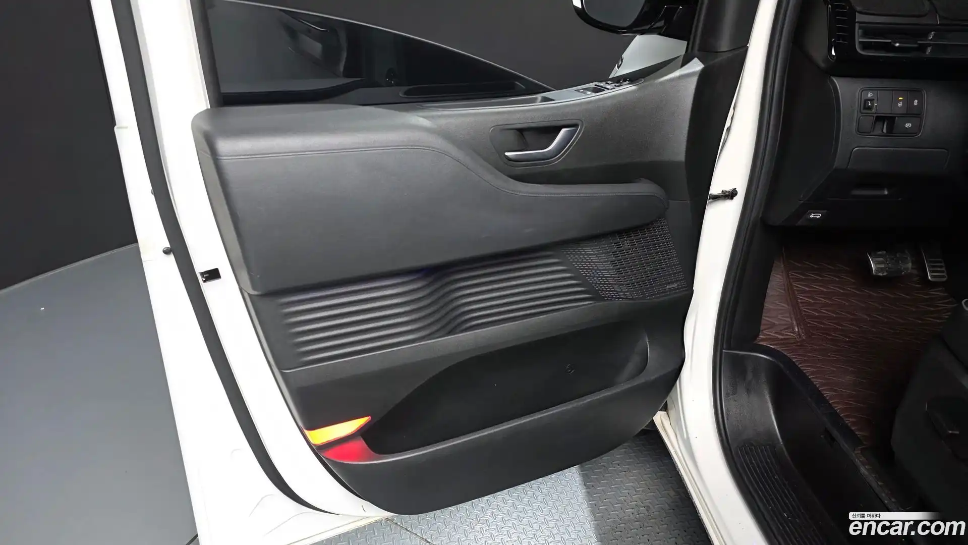 Staria Hyundai 2022.11-INNER-034